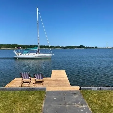 בית נופש Watervilla Den Oever Vp066